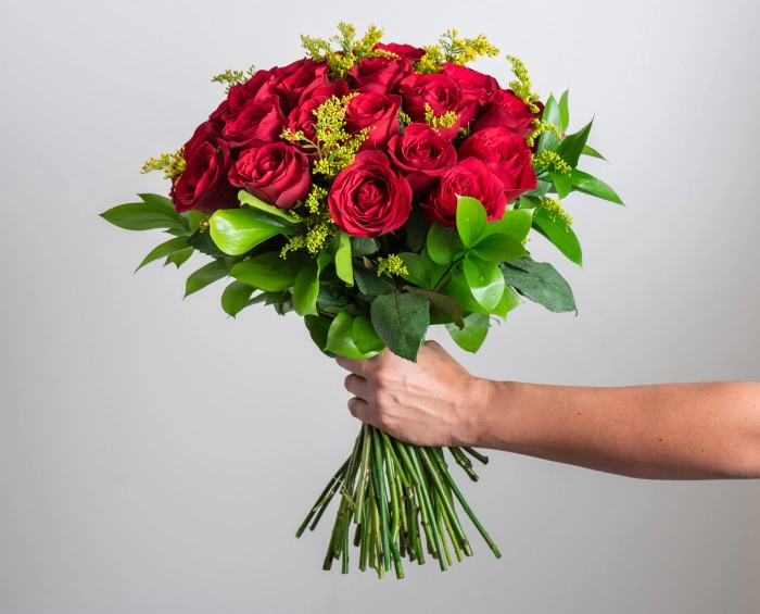 Buquê de 36 Rosas Vermelhas - Image 2